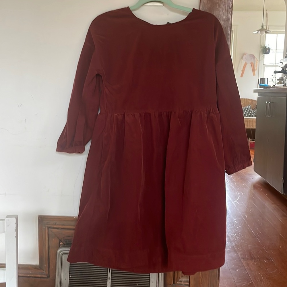 Madewell Merlot thin corduroy dress with pockets. Size medium